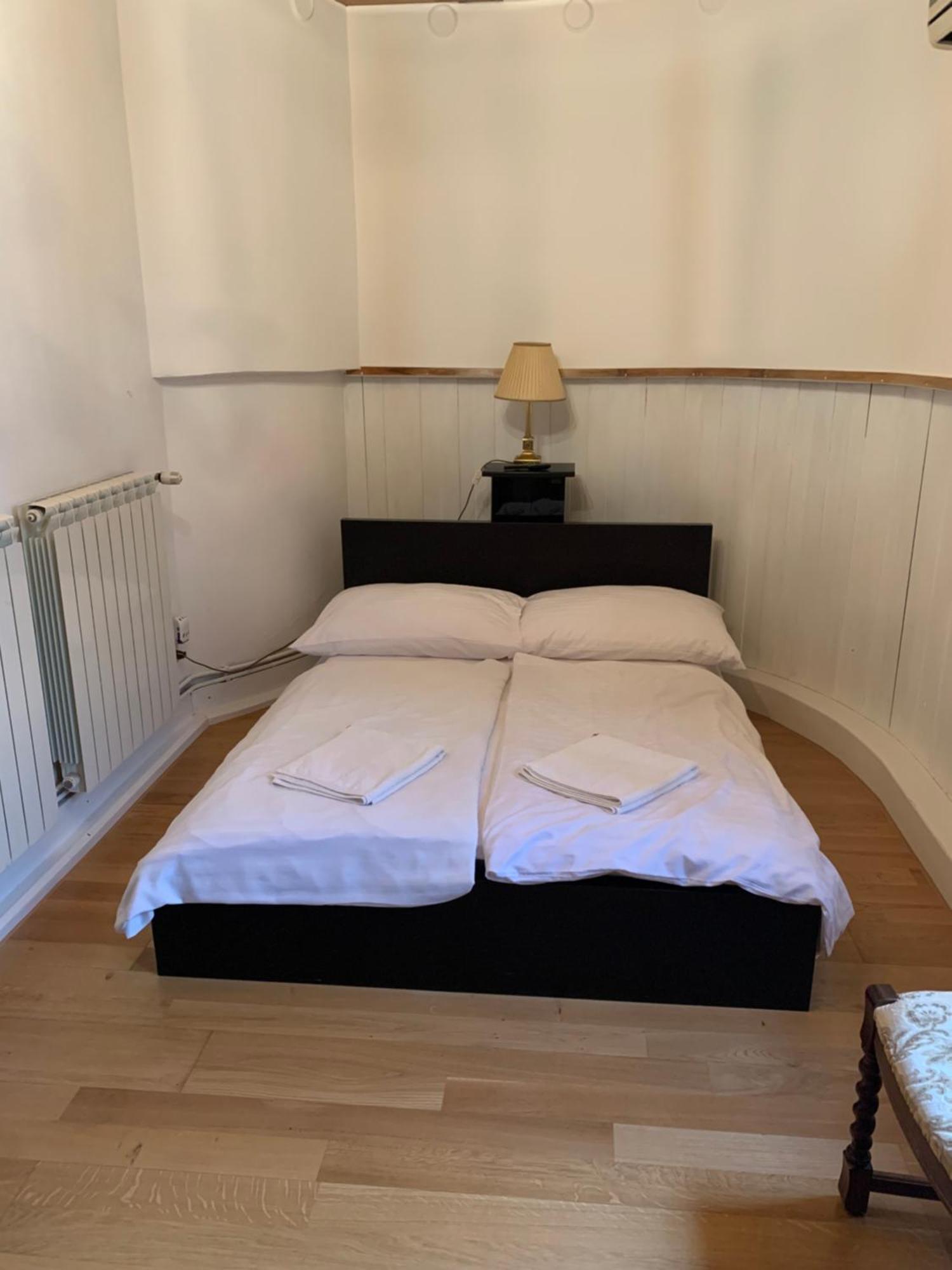 Bed and Breakfast Kalmar Panzio Budapeszt Zewnętrze zdjęcie